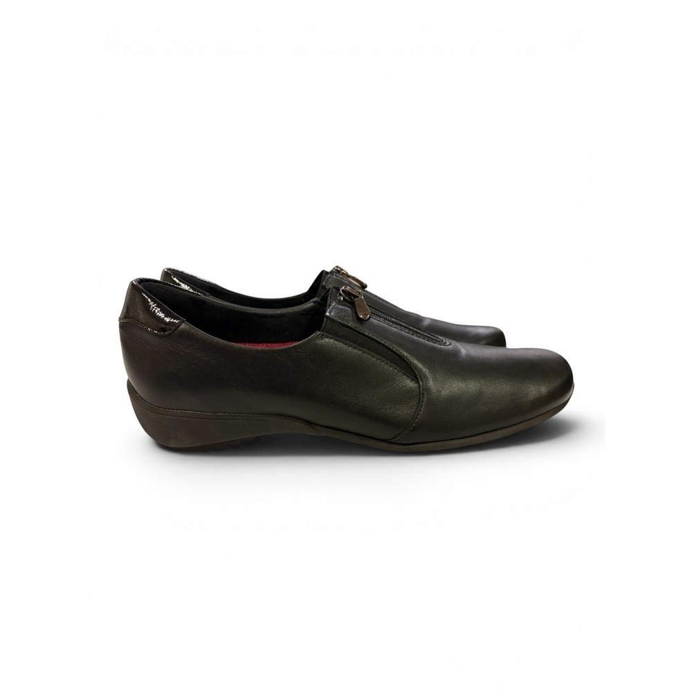 Munro Shoes - Berkley - Black - Leather - Woman's Loafers - Size: 10.5 - Picture 2 of 2